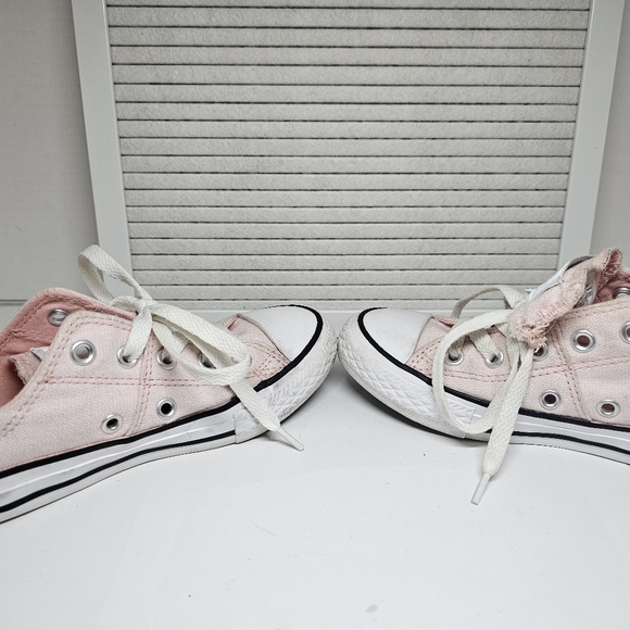 Converse: Kids Baby Pink Sneakers/Shoes β€οΈ - Picture 4 of 15
